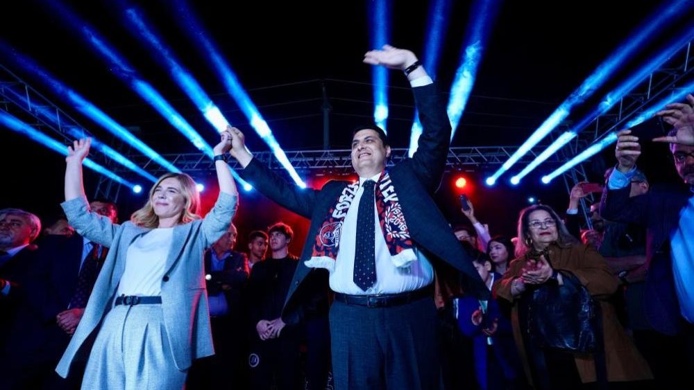  Yılmaz’dan üniversiteli öğrencilere burs müjdesi